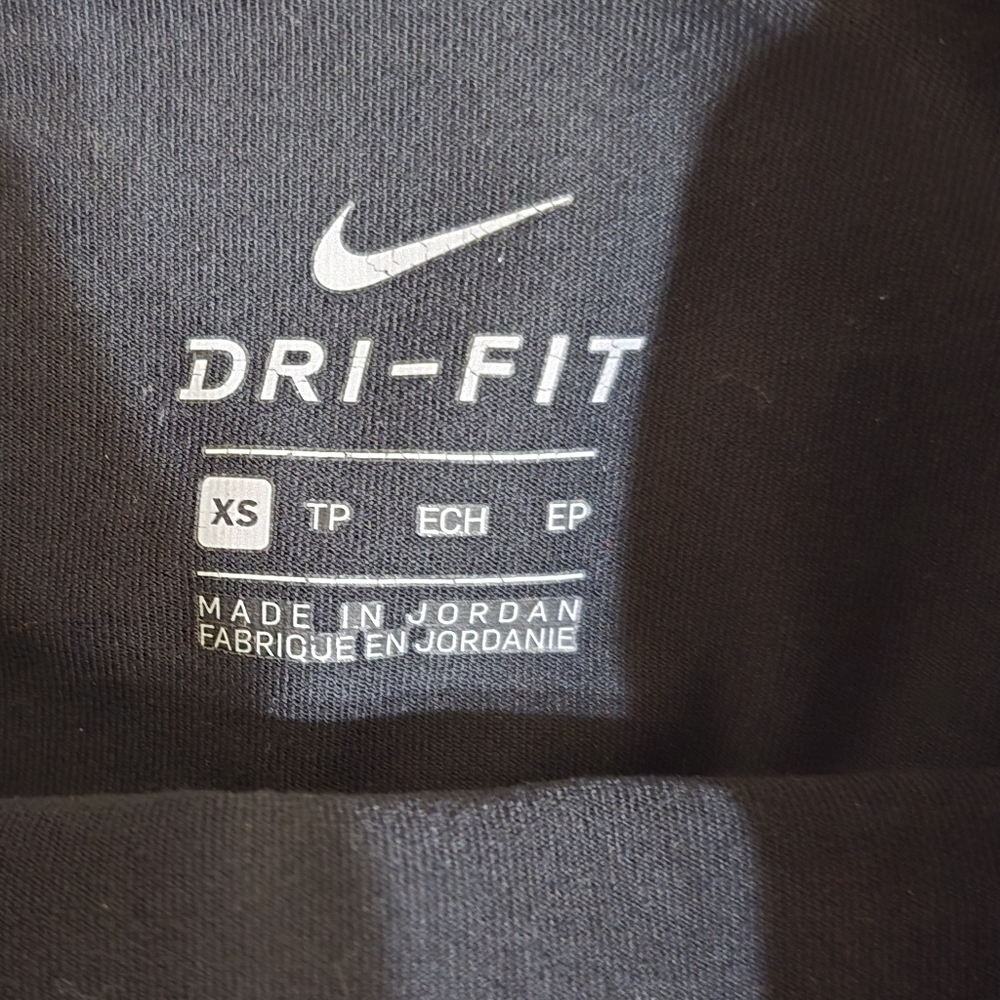Nike Legend Cropped Capri Leggings Size: XS - Picture 4 of 6